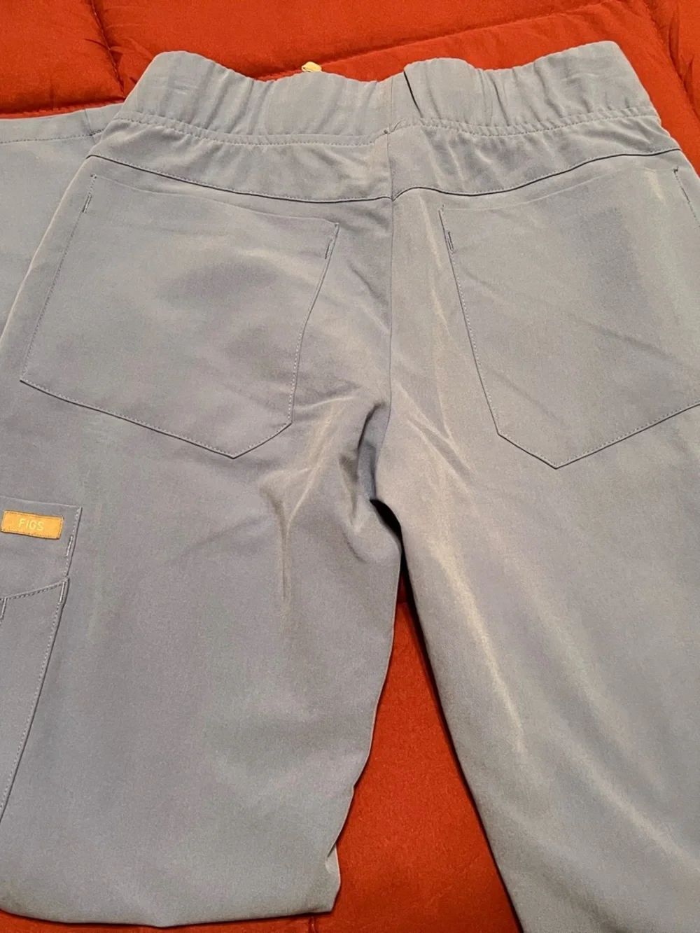 FIGS Scrub Set - Ciel Blue Top and Bottoms - Picture 7 of 7
